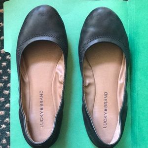 Lucky Brand black leather flats 8.5